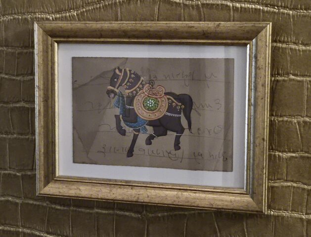 Miniature indienne encadrée – cheval caparaçonné – peinture ancienne