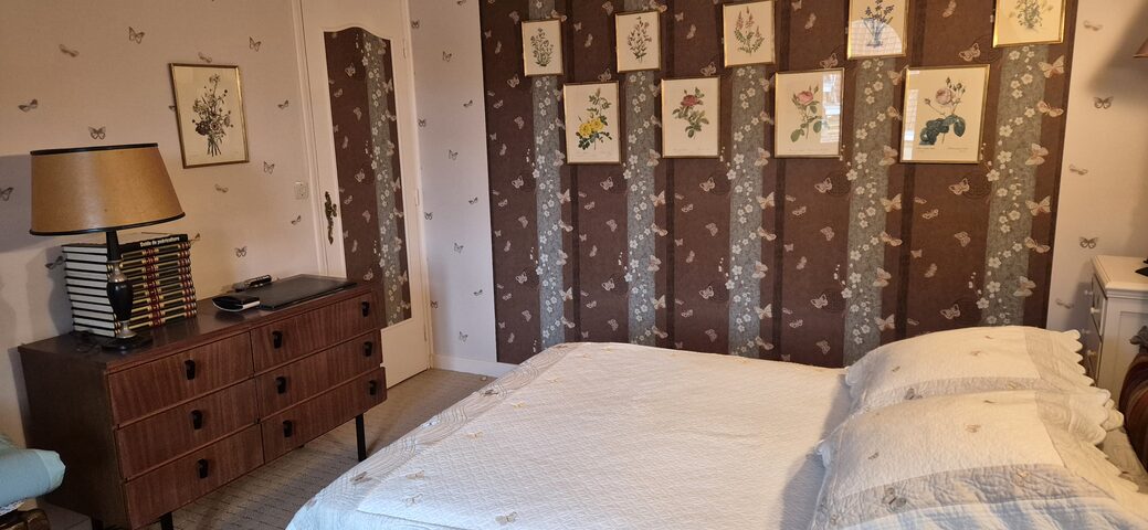 Vide-chambre – meubles et déco style romantique campagne – prix selon articles